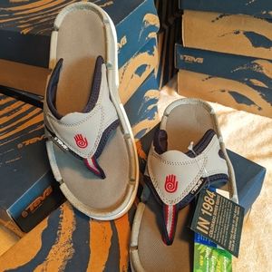 TEVA men's gray sandles